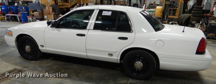 image for item DH2628 2011 Ford Crown Victoria Police Interceptor