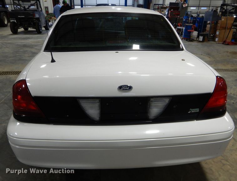 image for item DH2628 2011 Ford Crown Victoria Police Interceptor