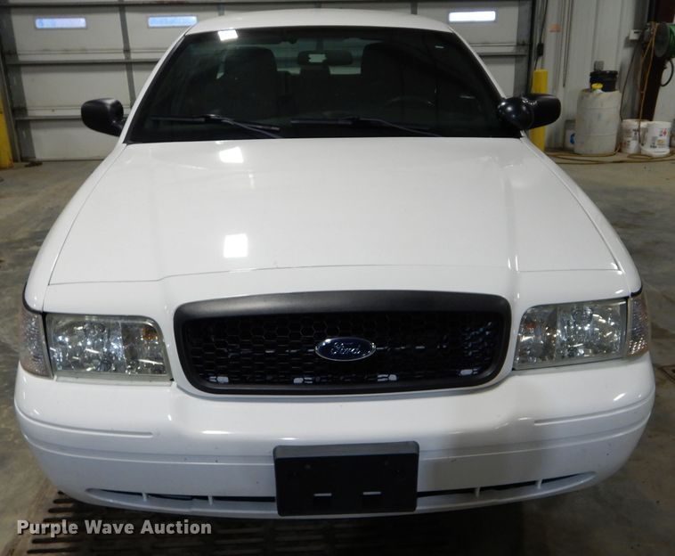 image for item DH2628 2011 Ford Crown Victoria Police Interceptor