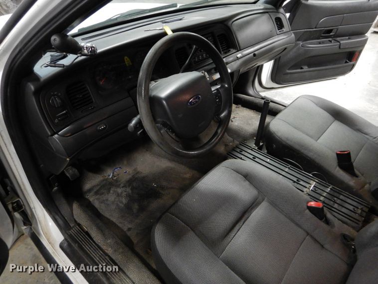 image for item DH2628 2011 Ford Crown Victoria Police Interceptor