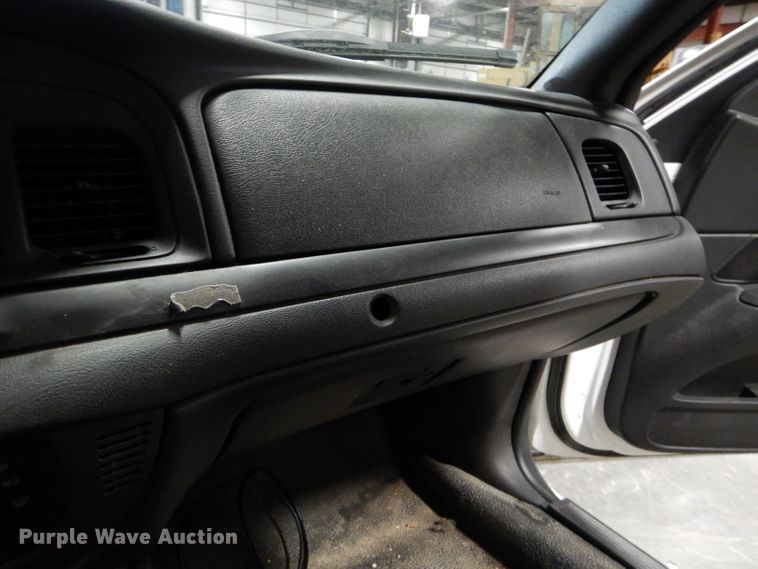 image for item DH2628 2011 Ford Crown Victoria Police Interceptor