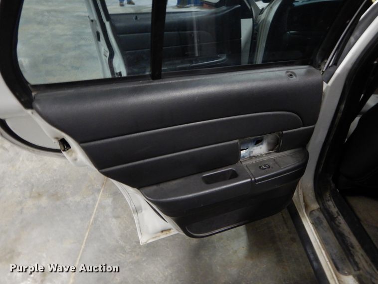 image for item DH2628 2011 Ford Crown Victoria Police Interceptor