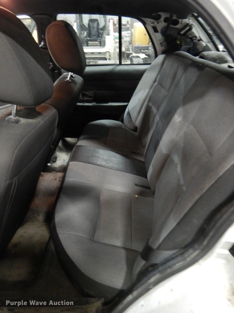 image for item DH2628 2011 Ford Crown Victoria Police Interceptor