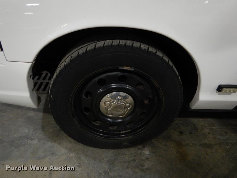 image for item DH2628 2011 Ford Crown Victoria Police Interceptor