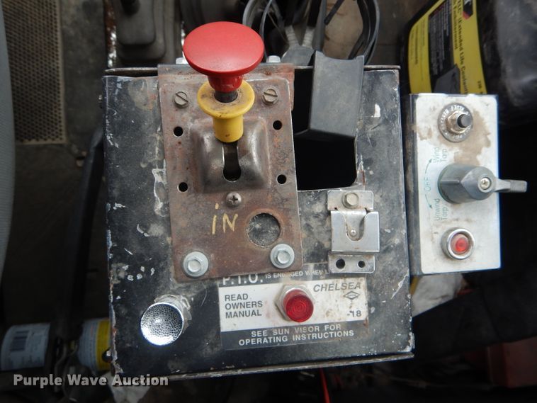 image for item DH6245 1995 Ford L8000 dump truck