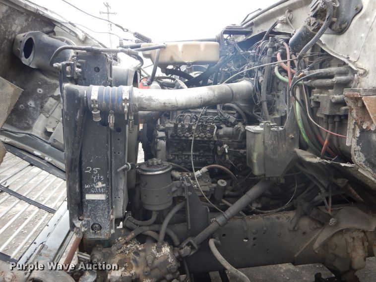 image for item DH6245 1995 Ford L8000 dump truck