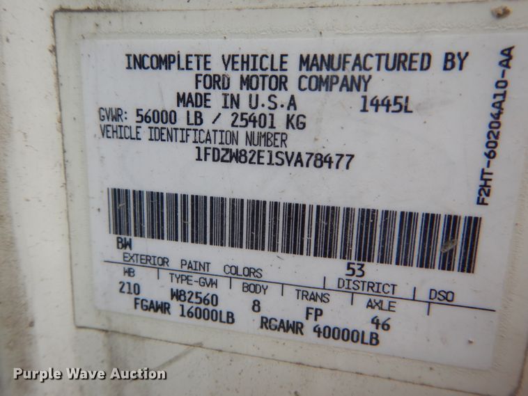 image for item DH6245 1995 Ford L8000 dump truck