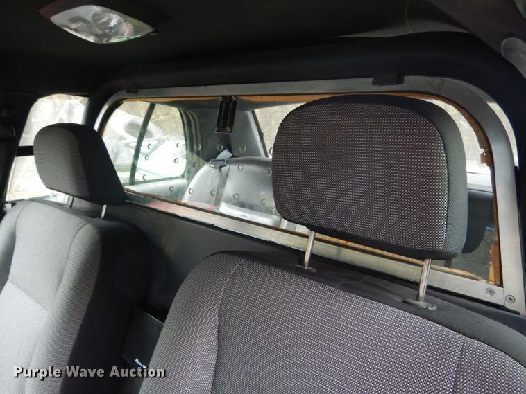 image for item DH6247 2005 Ford Crown Victoria Police Interceptor