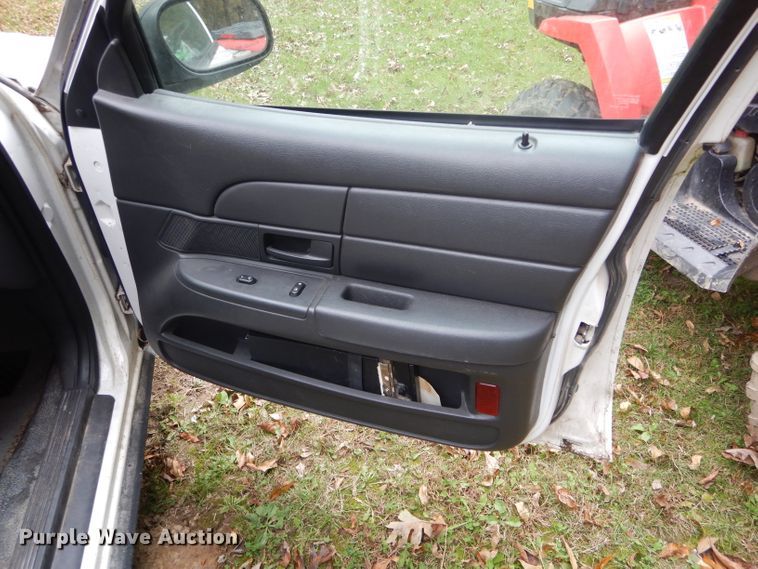 image for item DH6247 2005 Ford Crown Victoria Police Interceptor