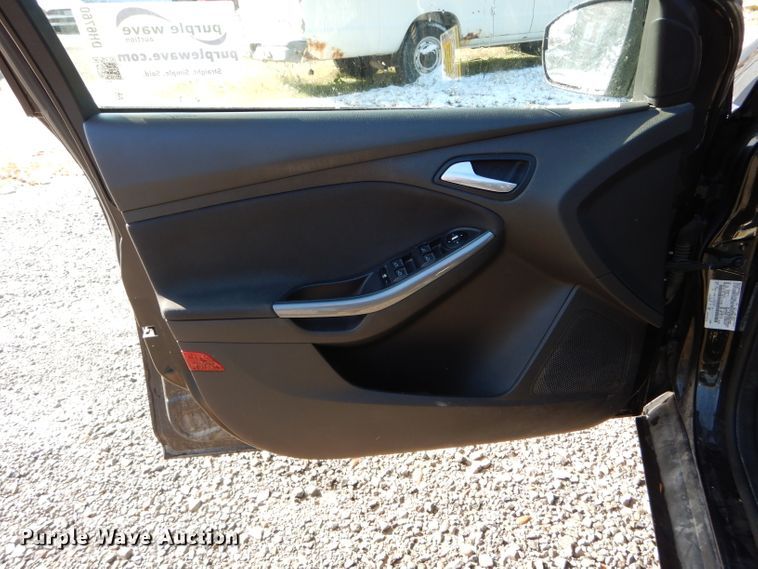 image for item DH6760 2013 Ford Focus