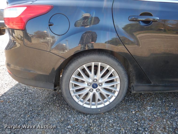image for item DH6760 2013 Ford Focus