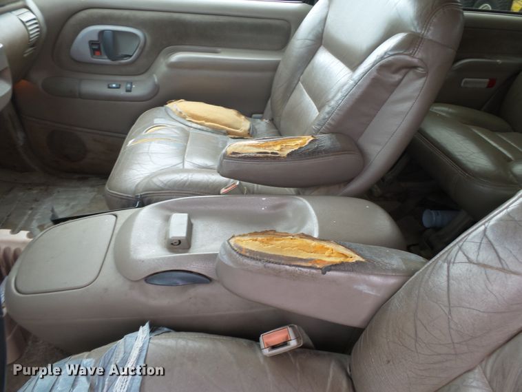 image for item DH7753 1997 GMC Yukon 1500 SUV