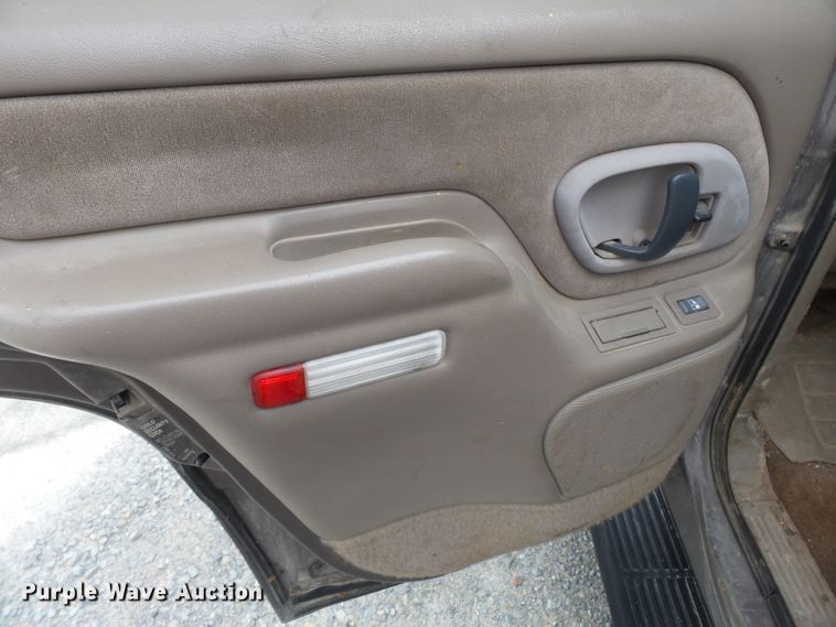 image for item DH7753 1997 GMC Yukon 1500 SUV