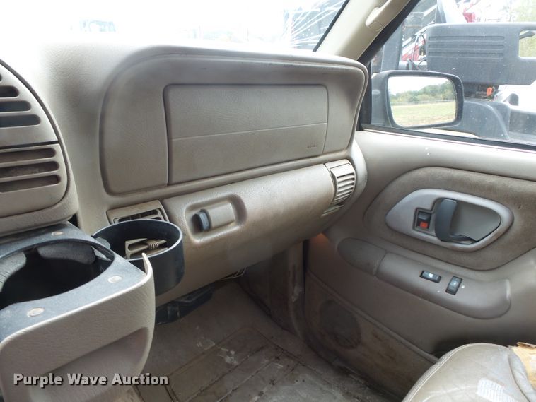 image for item DH7753 1997 GMC Yukon 1500 SUV