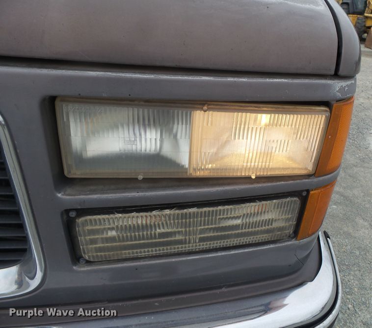 image for item DH7753 1997 GMC Yukon 1500 SUV
