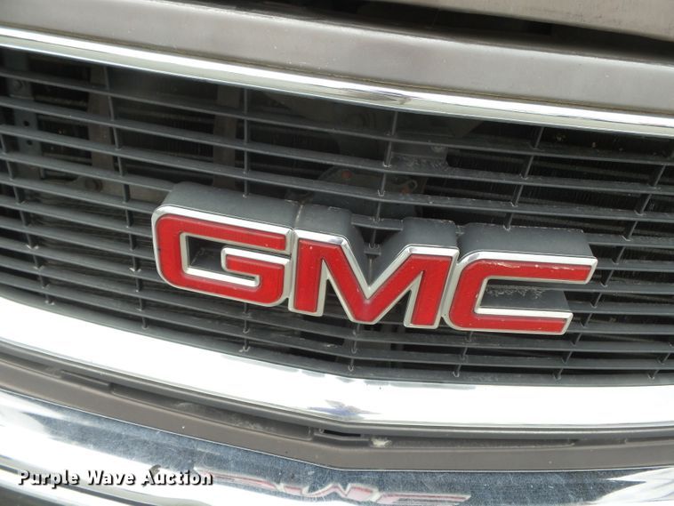 image for item DH7753 1997 GMC Yukon 1500 SUV