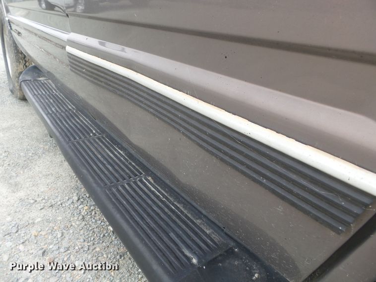 image for item DH7753 1997 GMC Yukon 1500 SUV