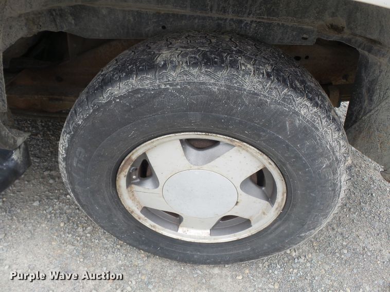 image for item DH7753 1997 GMC Yukon 1500 SUV