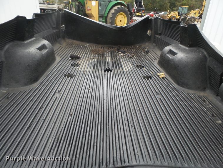 image for item DH7755 2012 Ford F350 pickup truck bed
