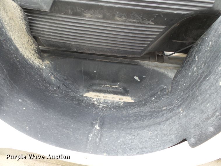 image for item DH7755 2012 Ford F350 pickup truck bed