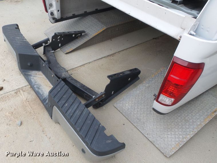 image for item DH7755 2012 Ford F350 pickup truck bed