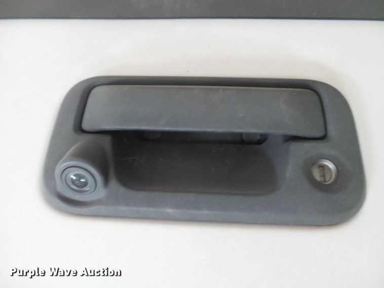 image for item DH7755 2012 Ford F350 pickup truck bed