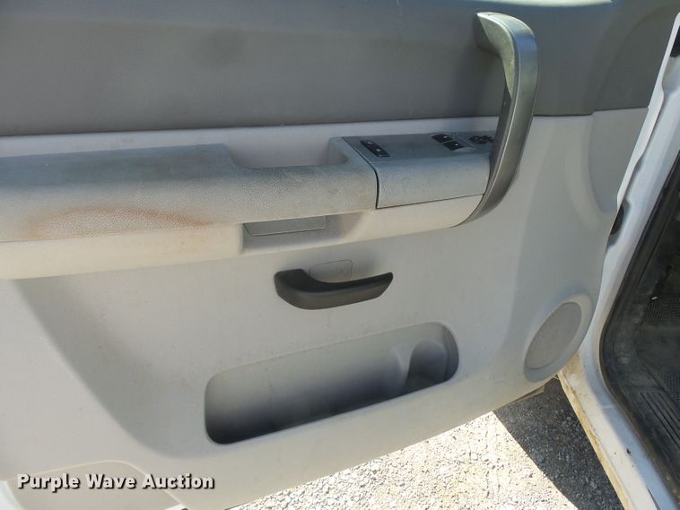 image for item DH7756 2008 Chevrolet Silverado 1500 pickup truck