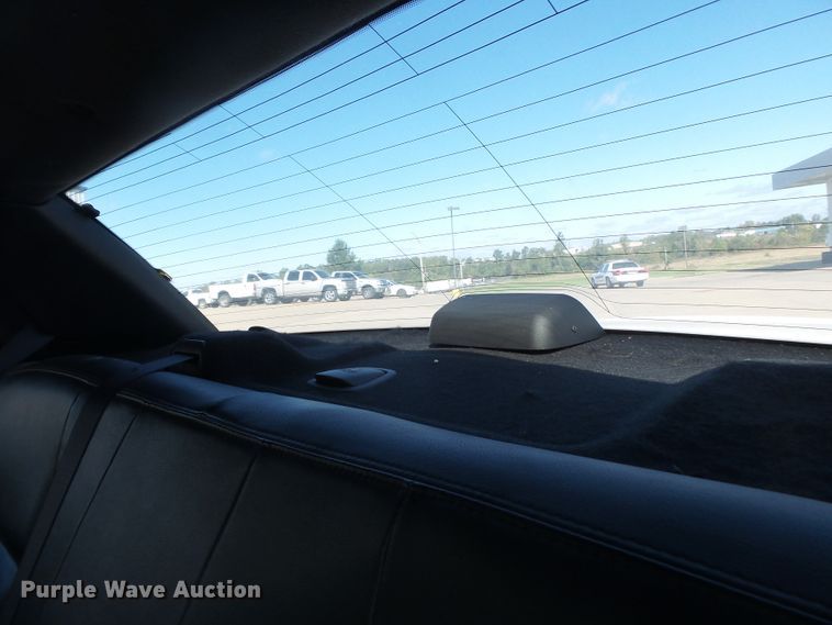 image for item DH7757 2006 Ford Crown Victoria Police Interceptor