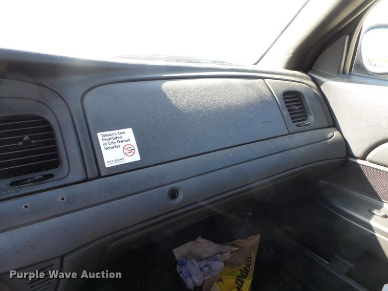 image for item DH7757 2006 Ford Crown Victoria Police Interceptor