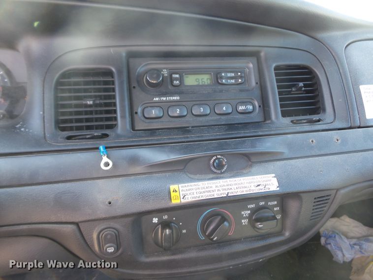 image for item DH7757 2006 Ford Crown Victoria Police Interceptor