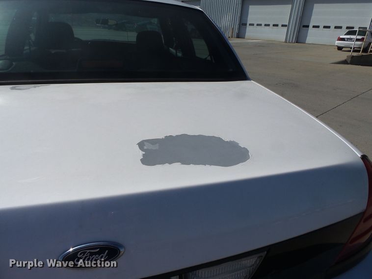 image for item DH7757 2006 Ford Crown Victoria Police Interceptor