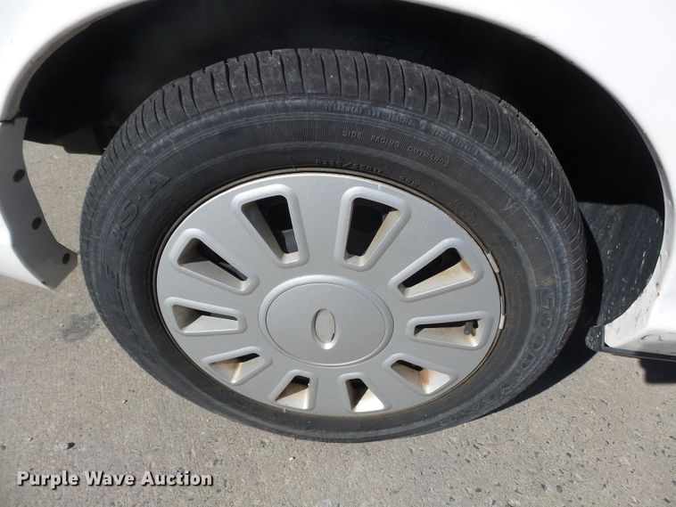 image for item DH7757 2006 Ford Crown Victoria Police Interceptor