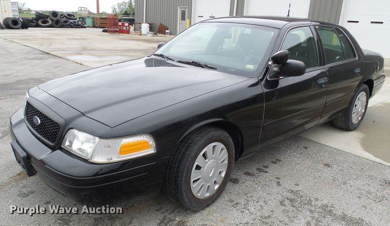 image for item DI0697 2007 Ford Crown Victoria Police Interceptor