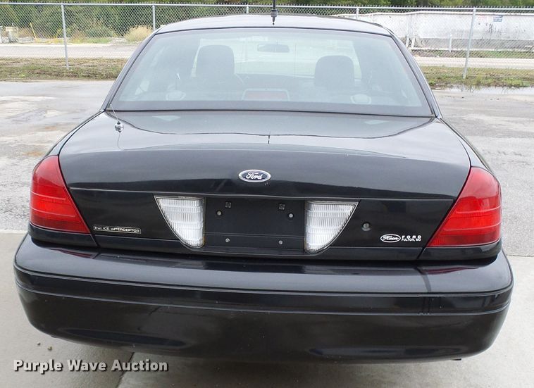 image for item DI0697 2007 Ford Crown Victoria Police Interceptor