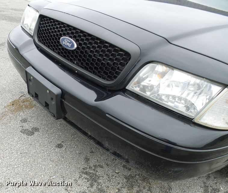 image for item DI0697 2007 Ford Crown Victoria Police Interceptor