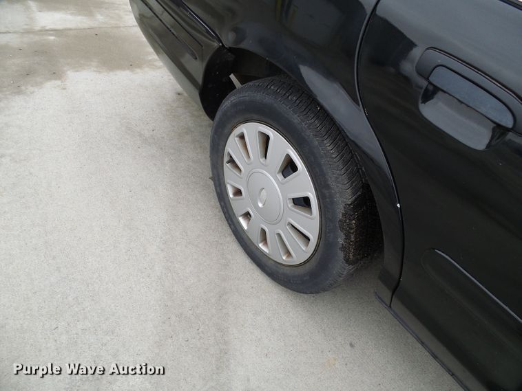 image for item DI0697 2007 Ford Crown Victoria Police Interceptor