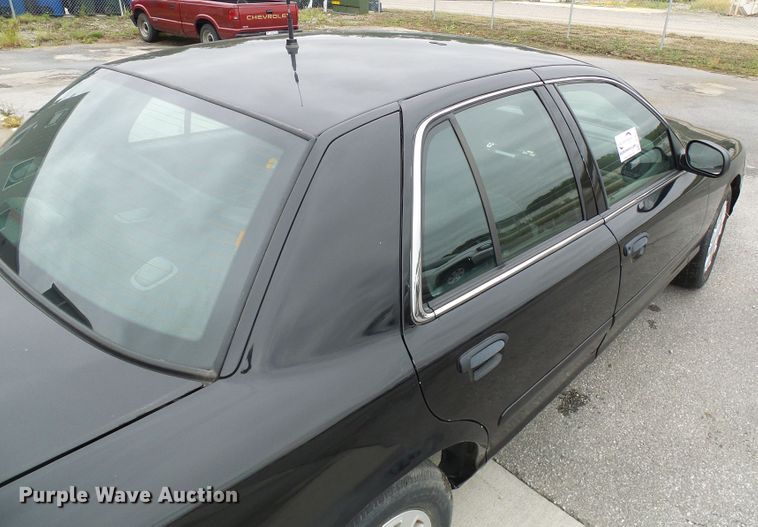 image for item DI0697 2007 Ford Crown Victoria Police Interceptor