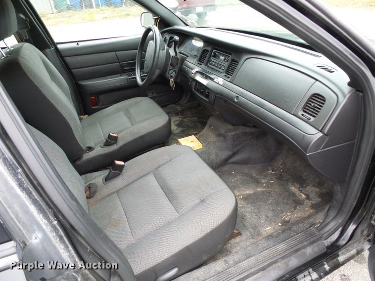 image for item DI0697 2007 Ford Crown Victoria Police Interceptor