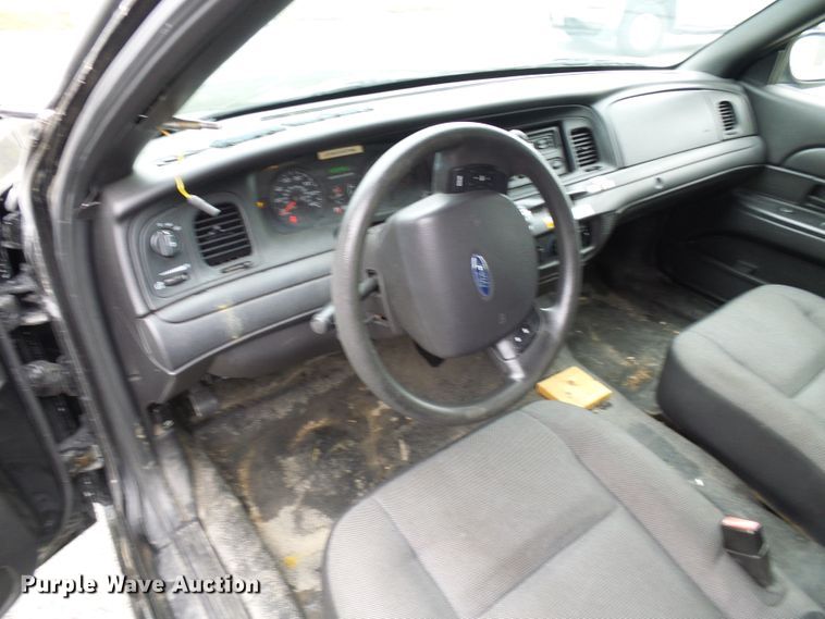 image for item DI0697 2007 Ford Crown Victoria Police Interceptor