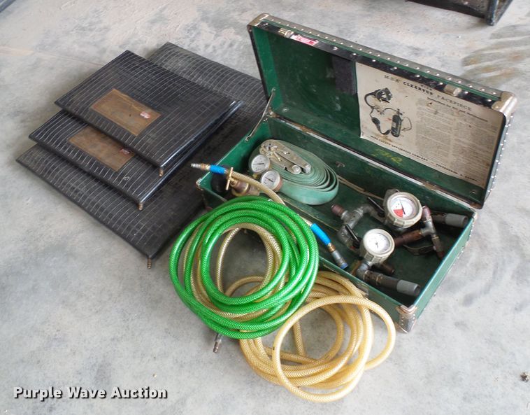 image for item DI0701 Vetter X3 air bags