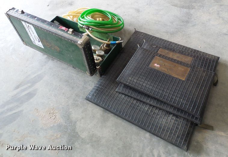 image for item DI0701 Vetter X3 air bags