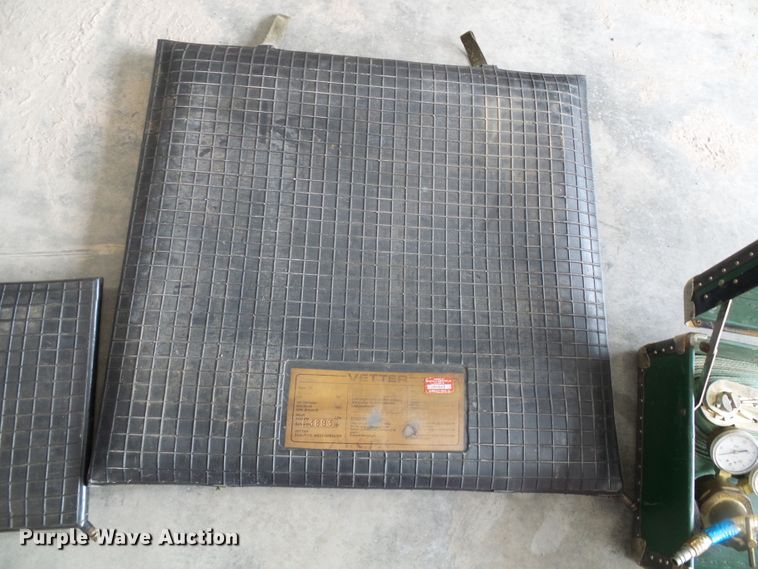 image for item DI0701 Vetter X3 air bags