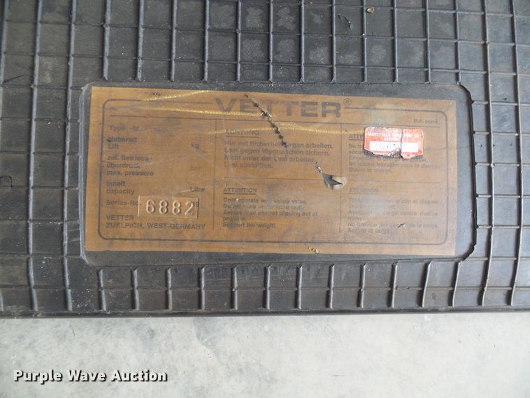 image for item DI0701 Vetter X3 air bags