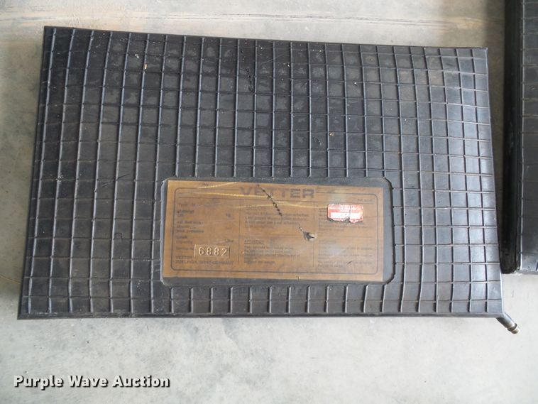 image for item DI0701 Vetter X3 air bags