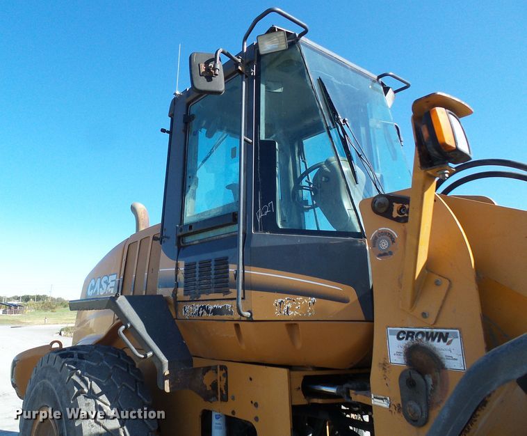 image for item DI0710 2004 Case 721D wheel loader