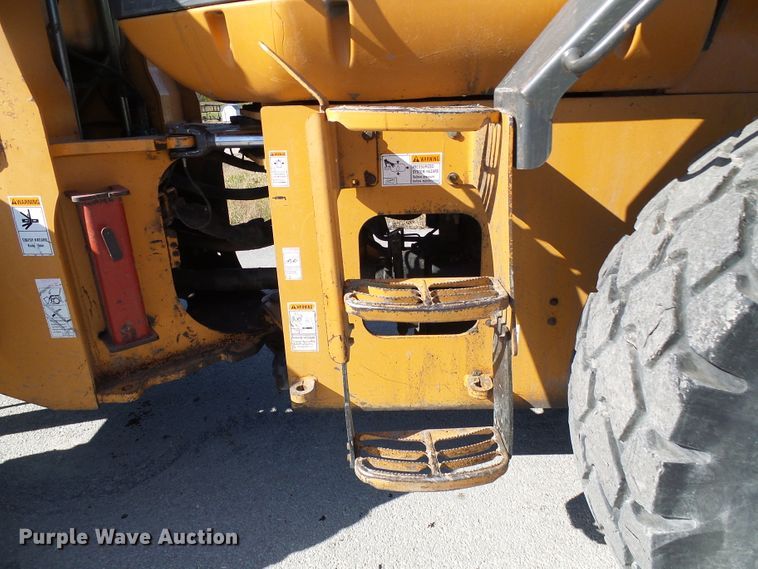 image for item DI0710 2004 Case 721D wheel loader