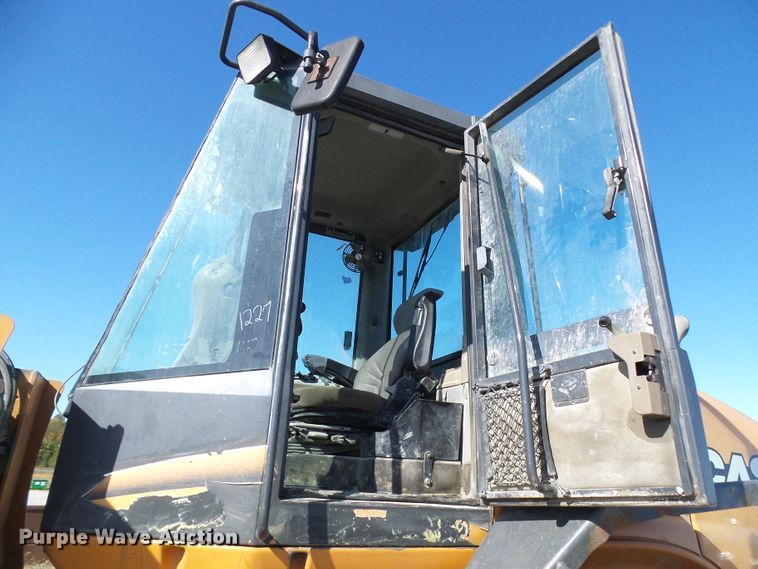 image for item DI0710 2004 Case 721D wheel loader