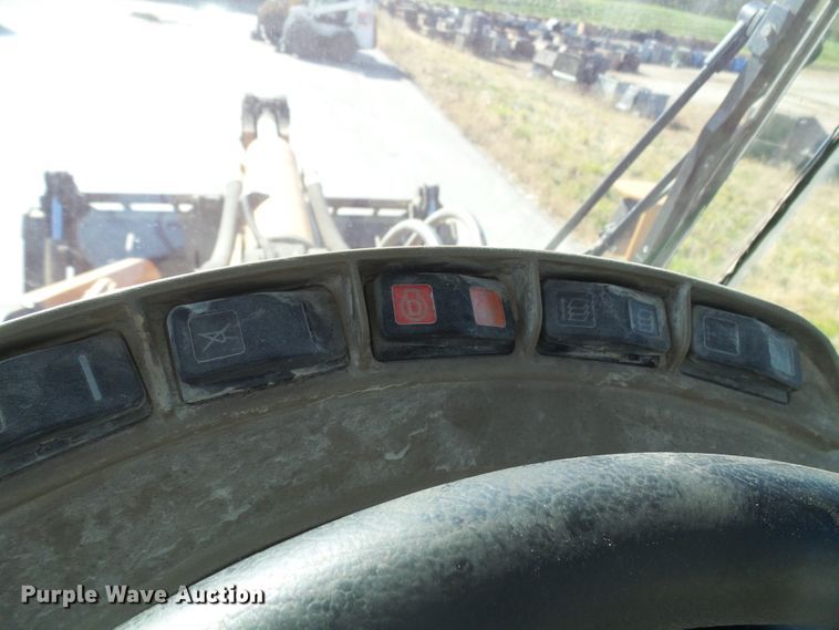 image for item DI0710 2004 Case 721D wheel loader