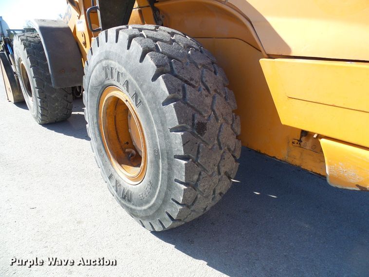 image for item DI0710 2004 Case 721D wheel loader