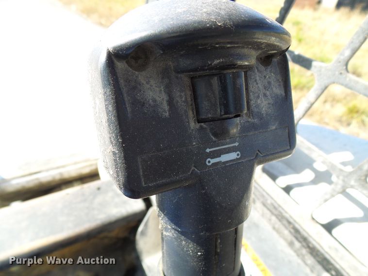 image for item DI0711 1998 Bobcat 863 skid steer